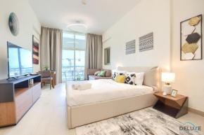Spacious Studio Apartment in Azizi Aliyah, Dubai Healthcare City by Deluxe Holiday Homes